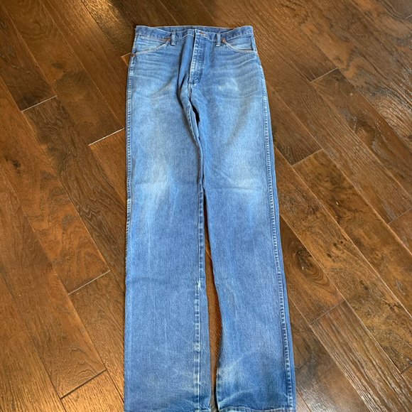 Wrangler Other - Wrangler Straight Leg Jeans. Tall